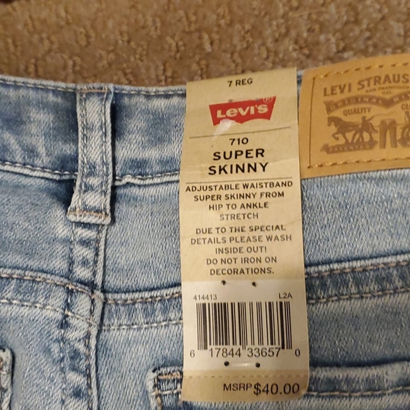2 pairs of Girls size 7 jeans - Picture 5 of 6